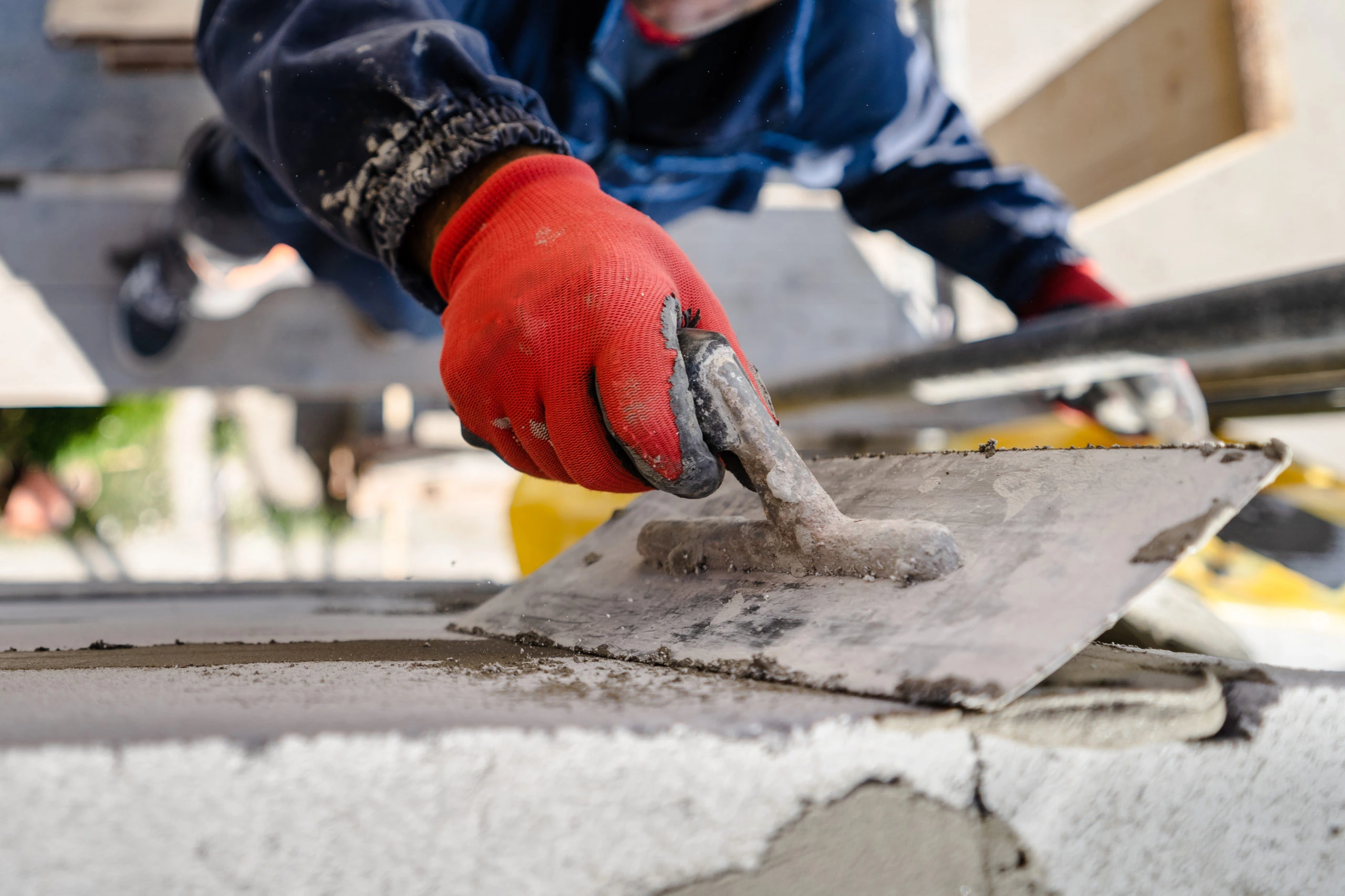 Expert concrete repairs in Cedar Hill TX with precision finishing and surface restoration work.